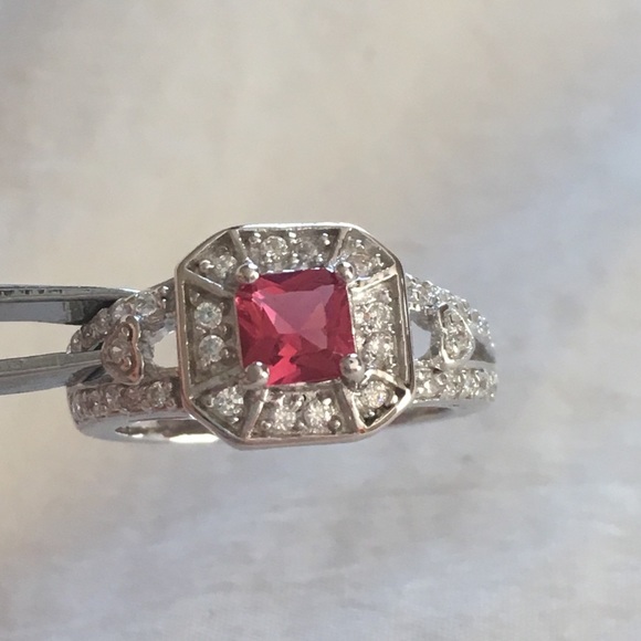 Pink faux sapphire ring. Never worn. - Picture 2 of 5